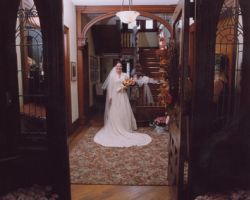 bride-in-door