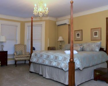 the-debary-inn-interior-guest-room-suite-wedding-victorian